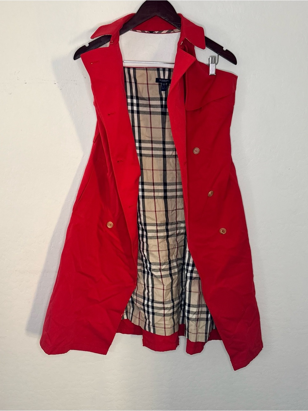 Burberry London Women’s US 8 Red Nova Check Coat Liner Insert Made in Italy